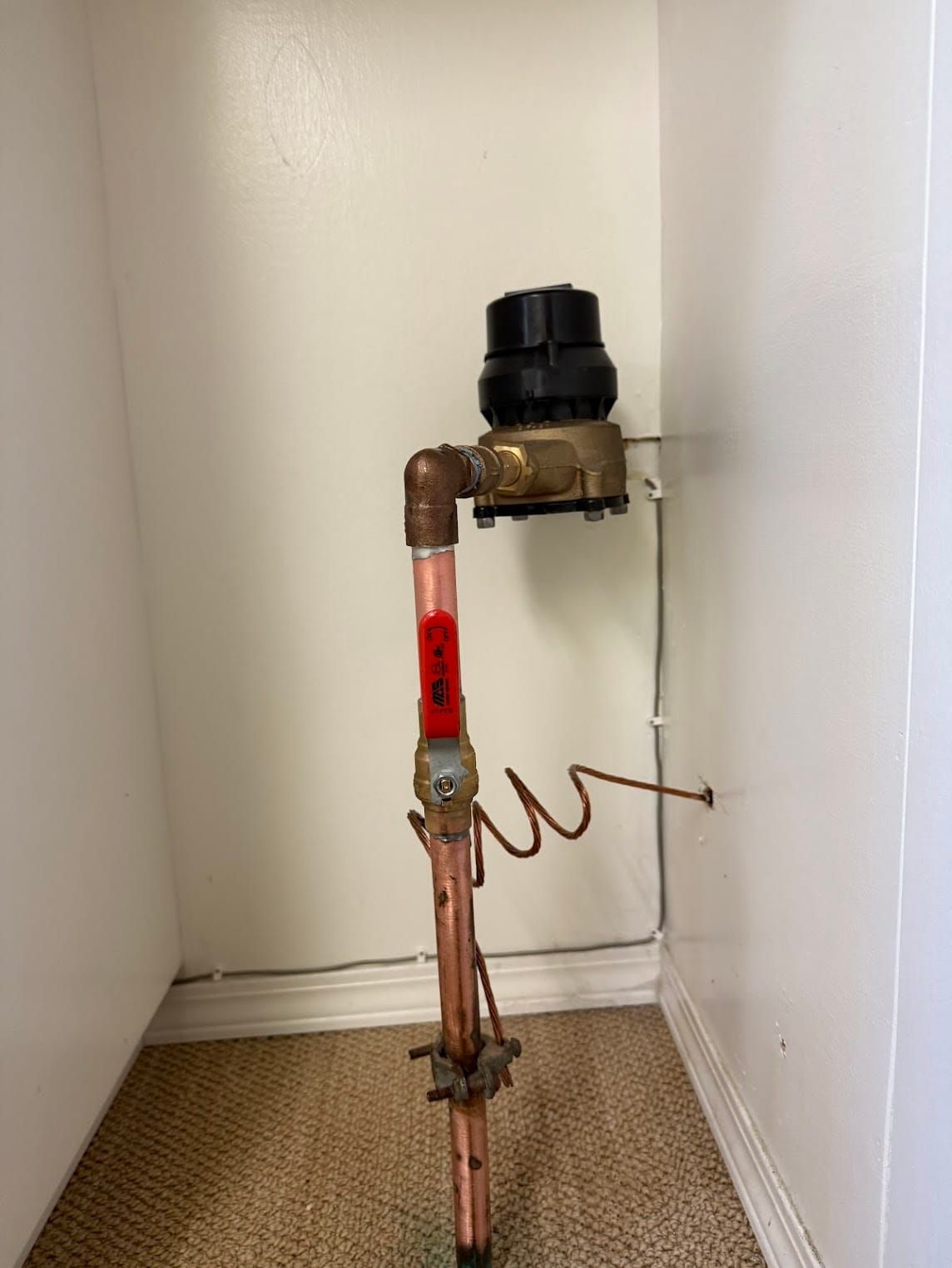 Burst Pipe? Your 6-Step Emergency Plumbing Edmonton Guide